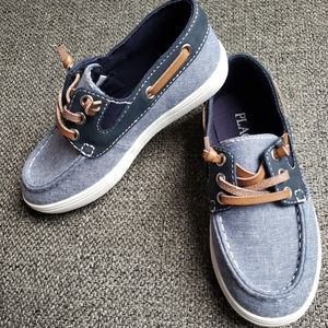 *Children's Place*Boys Boat Shoes Size 11